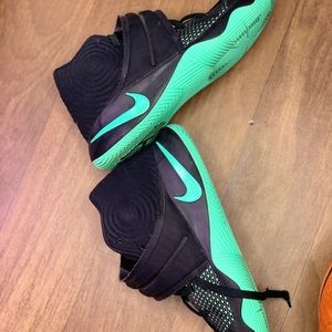 Nike Kyrie 2 Black and Bolt